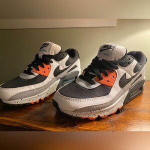 Nike Air Max 90 in White/Turf Orange - Aquamarine - Black, Men’s Size 7